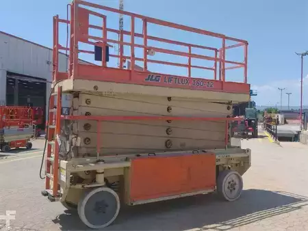 Ollós munka emelvény - JLG SLJ 180-12E2WD (3)
