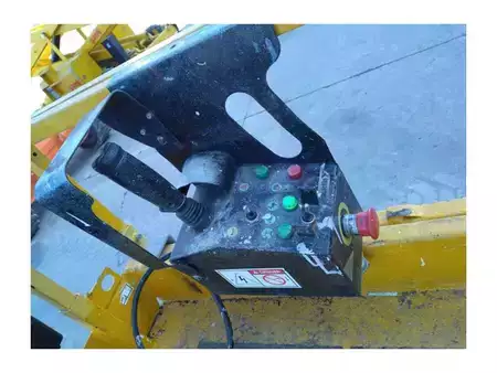 Scherenarbeitsbühne - Haulotte COMPACT 10N (5)