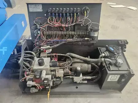 Ollós munka emelvény - SkyJack SJIII-3219 (14)