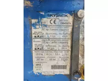 Ollós munka emelvény - SkyJack SJIII-3219 (18)