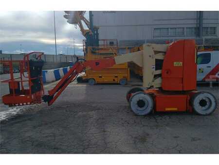 Gelenkteleskopbühne - JLG E300AJ (1)