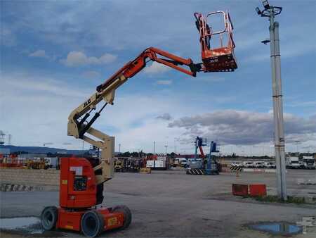 Gelenkteleskopbühne - JLG E300AJ (7)
