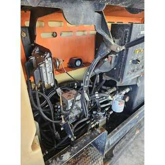 Levantamento tesoura 2008  JLG 4394RT (14)