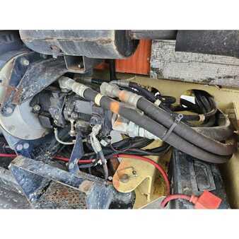 Levantamento tesoura 2008  JLG 4394RT (16)