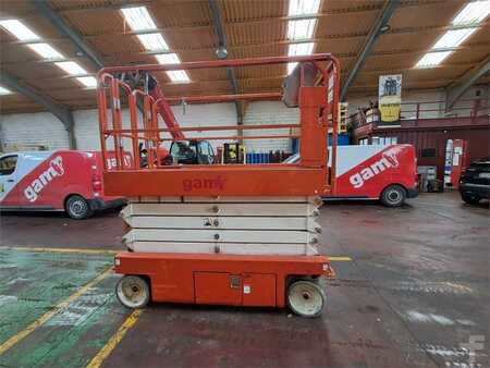 Ollós munka emelvény - Snorkel S4732E (3)