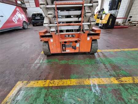 Ollós munka emelvény - Snorkel S4732E (7)