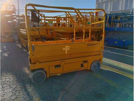 Sakse arbejds platform 2011  Haulotte COMPACT 8 (1)