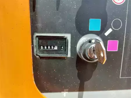 Csukló munka emelvény - JLG 510AJ (12)