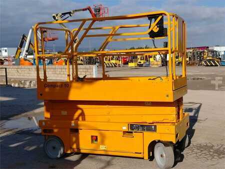 Scherenarbeitsbühne 2011  Haulotte COMPACT 10 (1)
