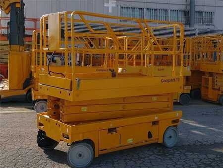 Scherenarbeitsbühne 2011  Haulotte COMPACT 10 (4)
