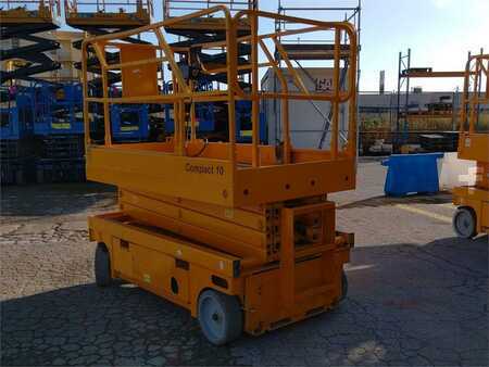 Scherenarbeitsbühne 2011  Haulotte COMPACT 10 (6)