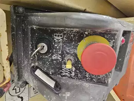 Nacelle à ciseaux - JLG 1930 ES (11)