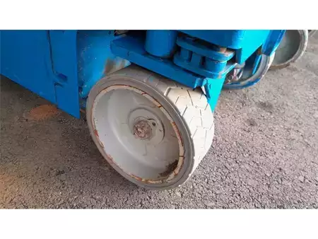 Saxliftar - Genie GS 2032 (7)