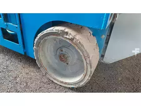 Saxliftar - Genie GS 2032 (9)