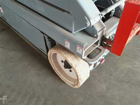 Saksinostimet - SkyJack SJIII-3220M (8)