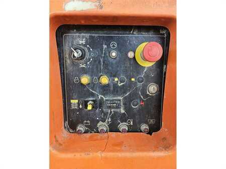 Scherenarbeitsbühne - JLG 4394RT (8)