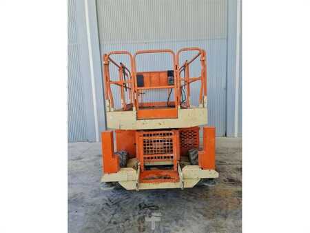 Scherenarbeitsbühne - JLG 260 MRT (4)