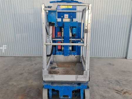 Vertical mast lift  Genie GR-15 (3)