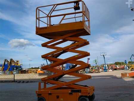 Saksinostimet - Haulotte COMPACT 12 (13)