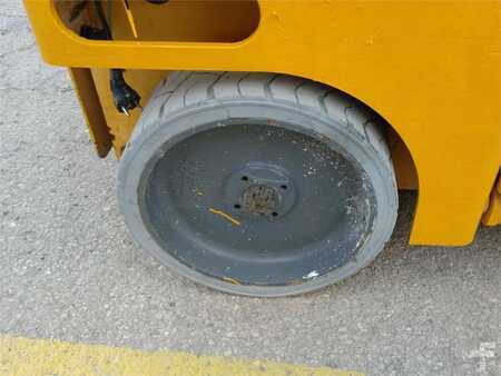 Saksinostimet - Haulotte COMPACT 12 (14)