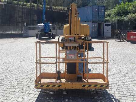 Kloubová pracovní plošina - Haulotte HA26PX (2)