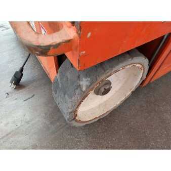 Piattaforme aeree a pantografo - Snorkel S3219E (8)