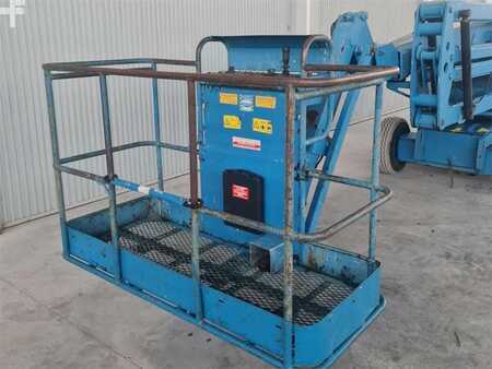 Fler stegs bom 2006 Genie Z45/25 (8)