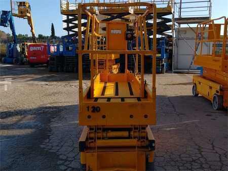 Scherenarbeitsbühne 2011  Haulotte COMPACT 8 (5)