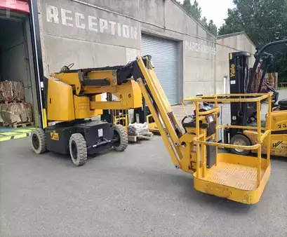 Fler stegs bom 2007  Haulotte HA12IP (5)