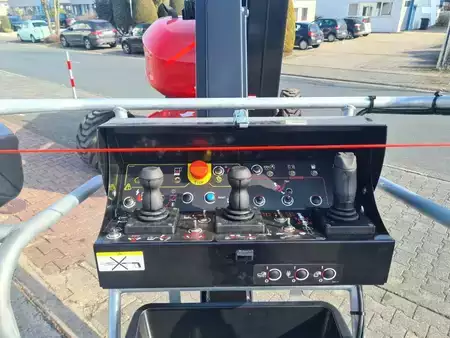 Podnośnik przegubowy  Manitou 160 ATJ+ CR 4WS (6)
