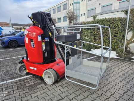 Függöleges emelö emelvény 2018  Manitou 100 VJR (6)