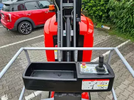 Unipersonales 2015  Manitou 100 VJR (7)