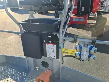 Fler stegs bom 2023  Manitou 160 ATJ PA (10)
