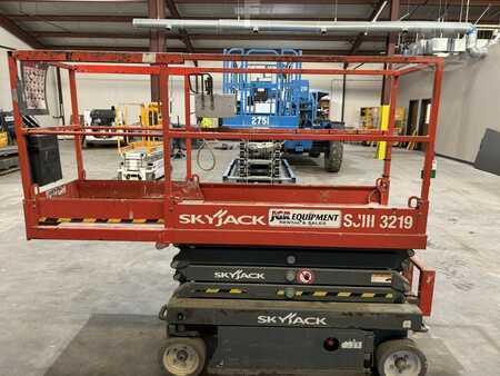 Scissor lift  SKYJACK SJIII3219 (3)