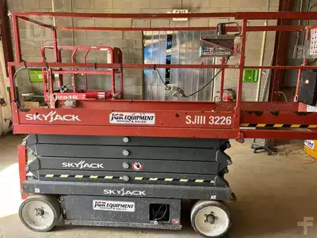 Scissor lift 2016  SKYJACK SJIII3226 (3)