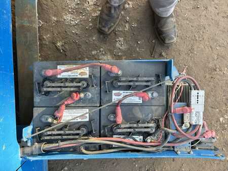 Scissor lift  GENIE GS2632 (6)