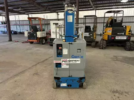 Nacelle à mât vertical 2016  Genie GR20 (2)