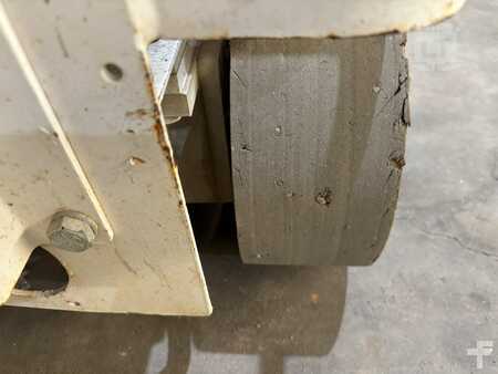 Scissor lift  Hy-brid HB-1430 (11)