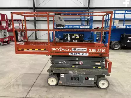 Scissor lift 2019  SKYJACK SJIII3219 (1)