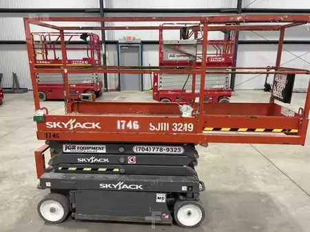 Scissor lift 2019  SKYJACK SJIII3219 (3)