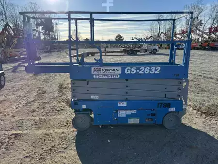 Scissor lift 2020  GENIE GS2632 (1)
