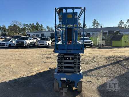 Scissor lift  GENIE GS3232 (2)