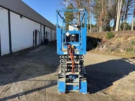 Scissor lift  GENIE GS3232 (4)