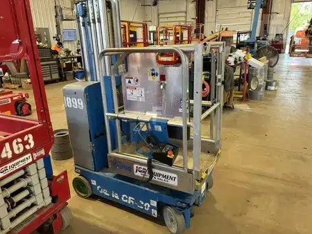 Nacelle à mât vertical 2021  Genie GR20 (3)