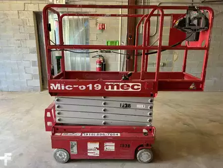 Scissor lift 2020  MEC MICRO 19 (1)