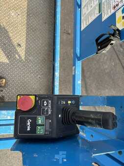 Scissor lift  GENIE GS4069DC (14)