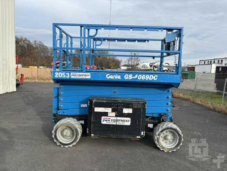 Scissor lift  GENIE GS4069DC (3)