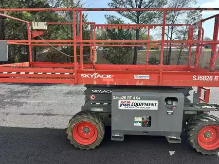 Scissor lift 2019  SKYJACK SJ6826RT (3)