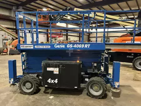 Scissor lift 2020  Genie GS4069RT (3)