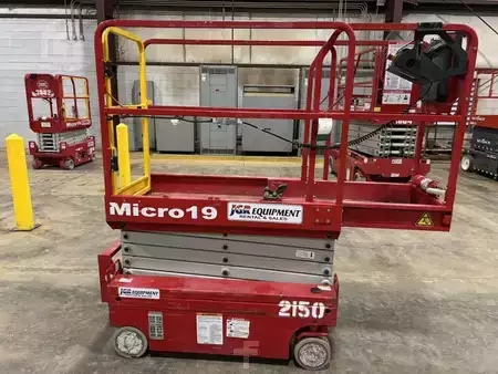 Scissor lift  MEC MICRO 19 (2)